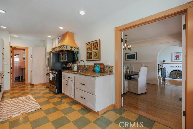 MLS #OC25255946 image #18