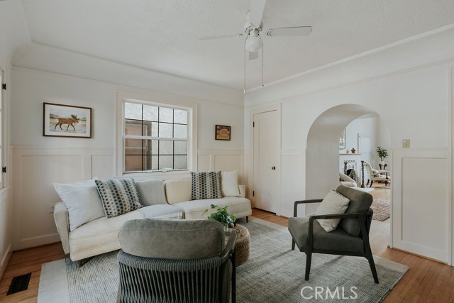 MLS #OC25255946 image #26