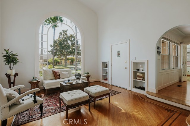 MLS #OC25255946 image #3