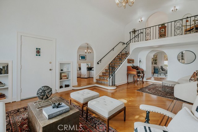 MLS #OC25255946 image #9