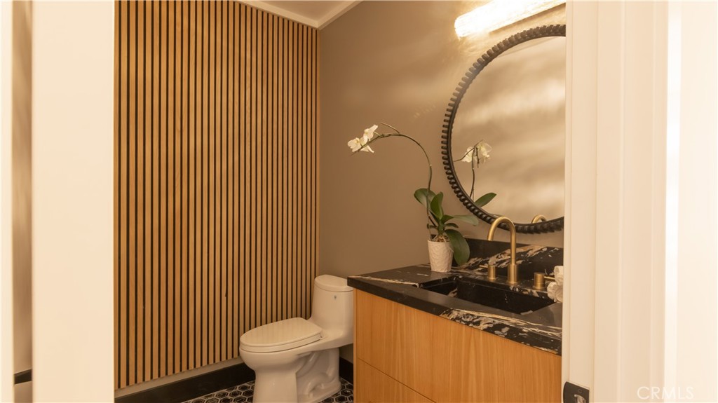 MLS #OC25255988 image #44