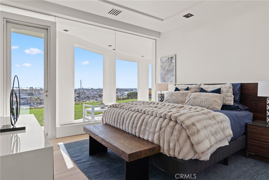 MLS #OC25255989 image #12