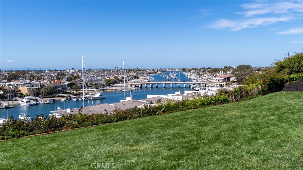 MLS #OC25255989 image #30