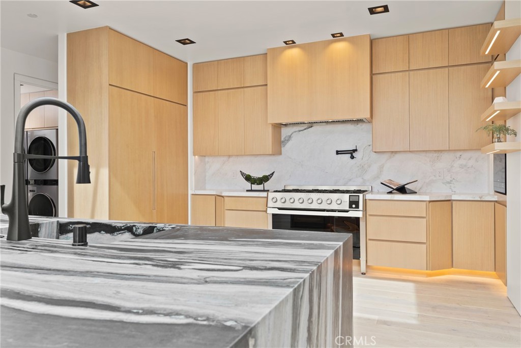 MLS #OC25255989 image #49