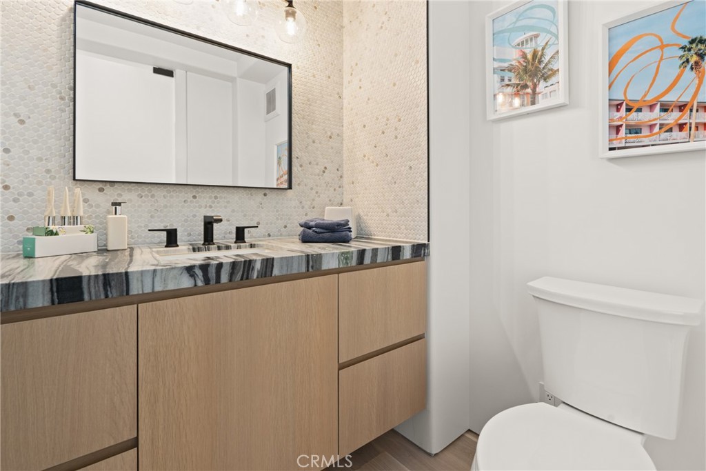 MLS #OC25255989 image #50