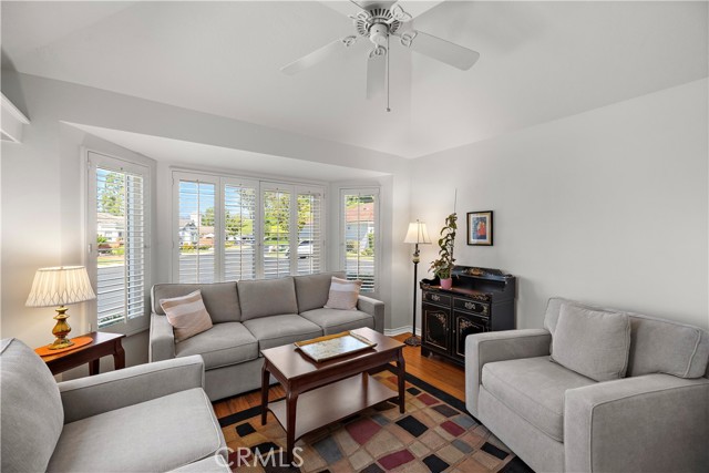 MLS #OC25256020 image #16