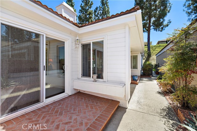 MLS #OC25256020 image #35