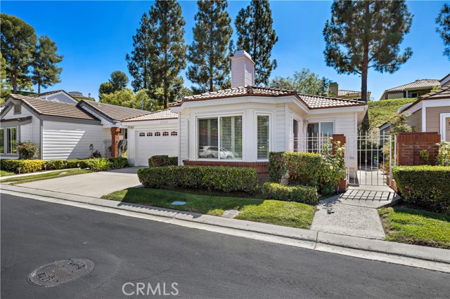 MLS #OC25256020 image #36