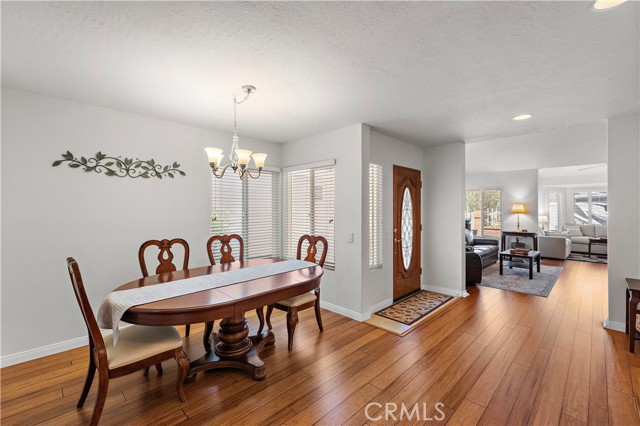 MLS #OC25256020 image #8