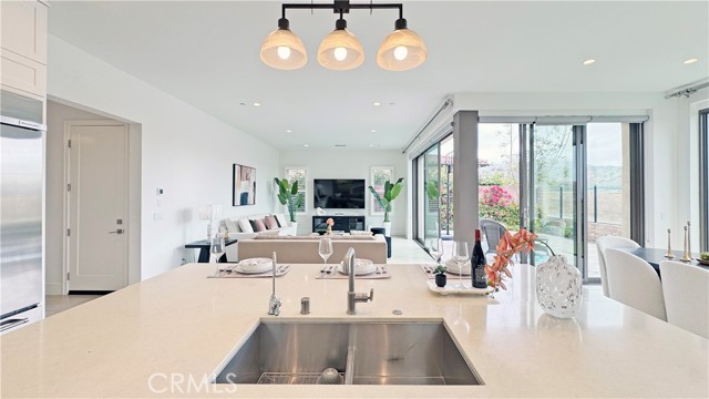 MLS #OC25256028 image #12