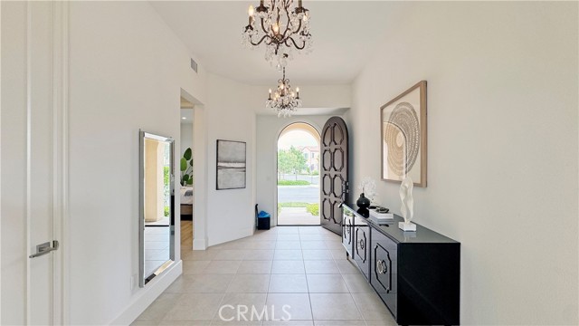 MLS #OC25256028 image #16