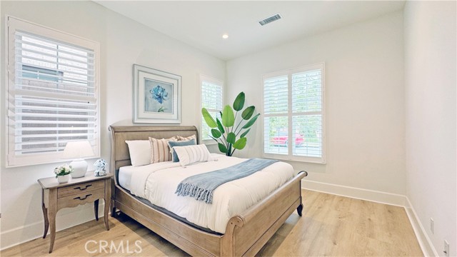 MLS #OC25256028 image #19