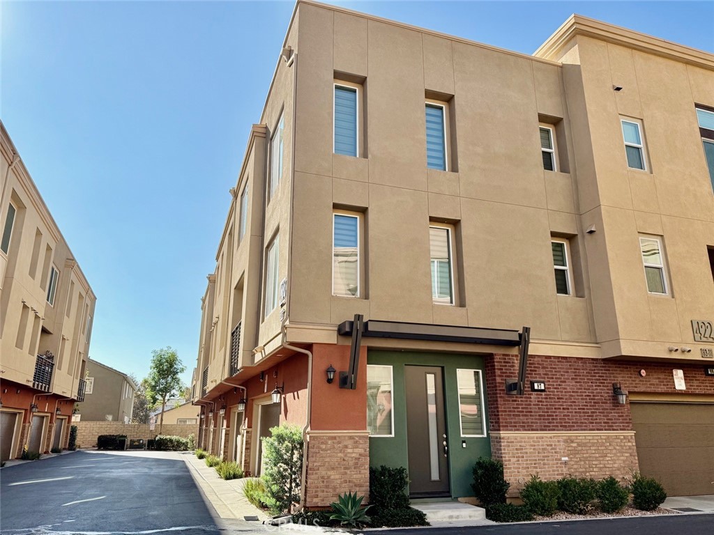 MLS #OC25256038 image #13