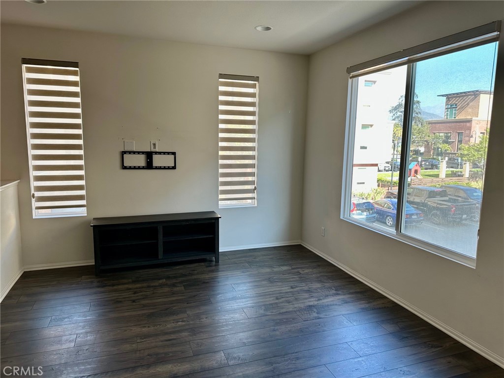 MLS #OC25256038 image #18