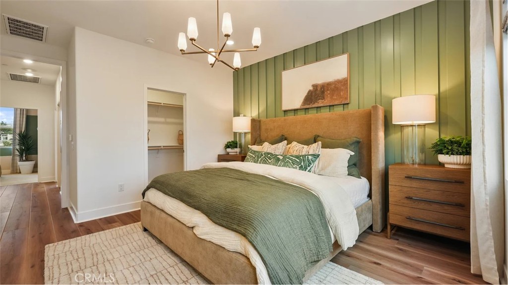 MLS #OC25256087 image #11