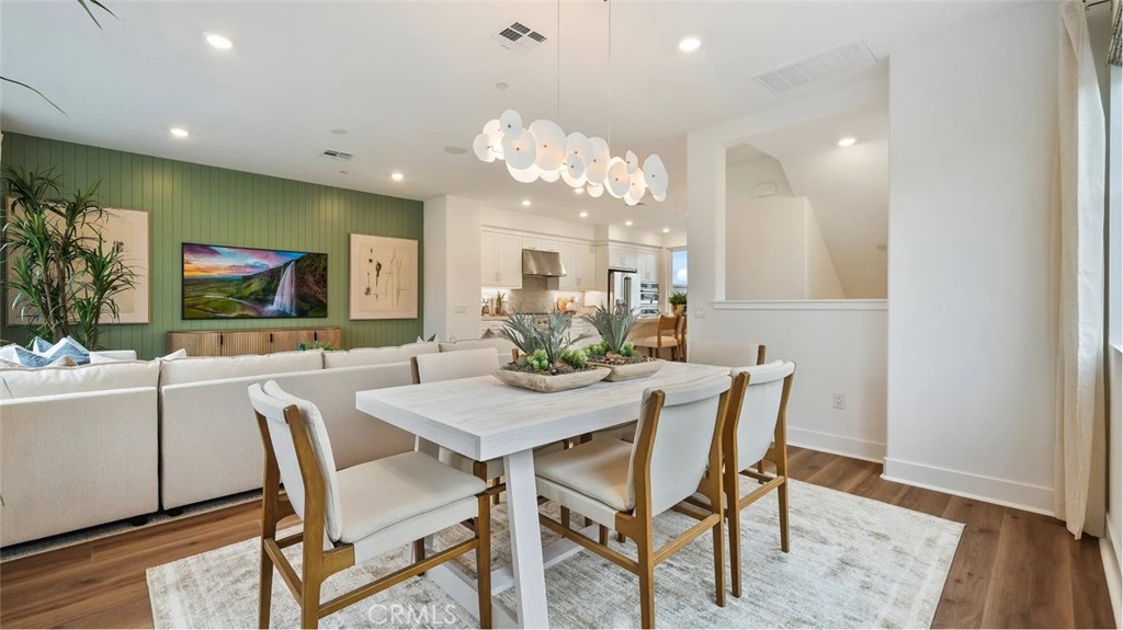 MLS #OC25256087 image #6