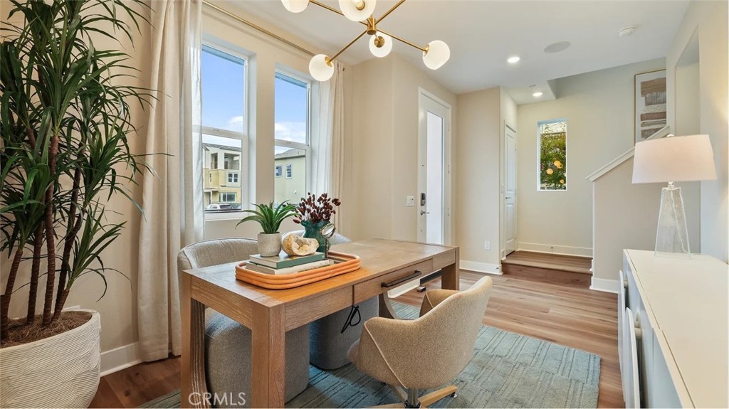 MLS #OC25256087 image #7