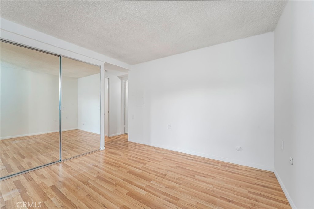 MLS #OC25256138 image #14