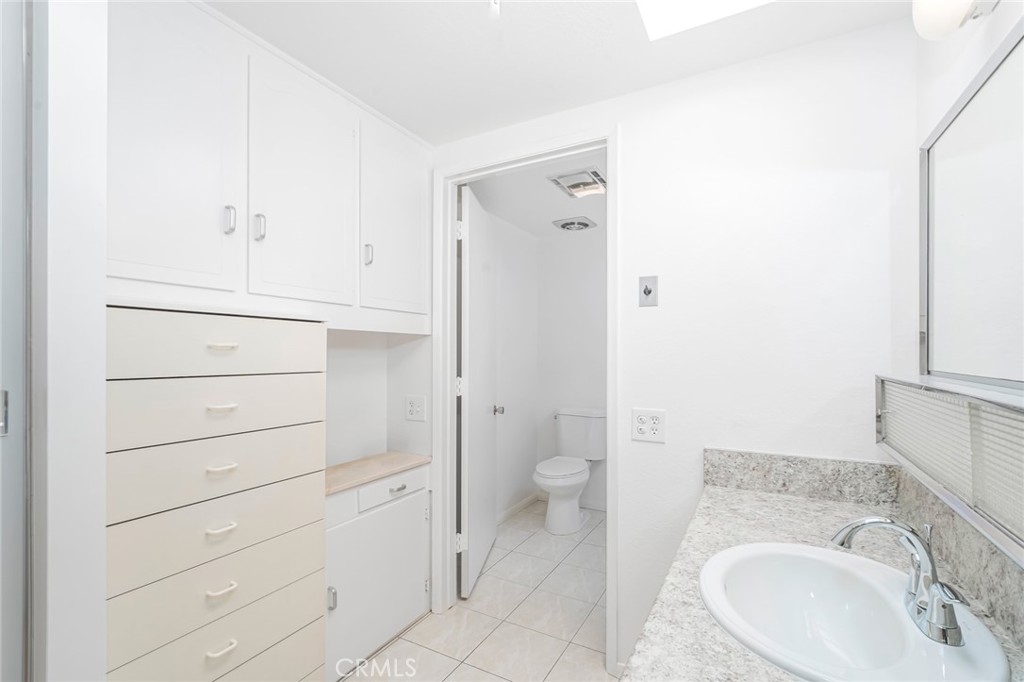 MLS #OC25256138 image #20