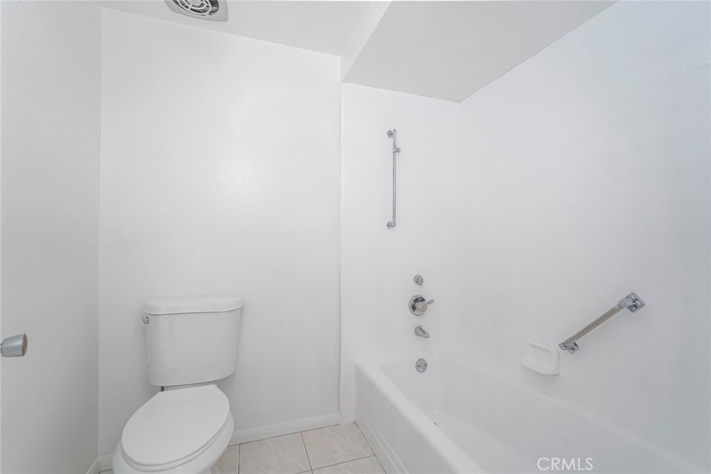 MLS #OC25256138 image #21