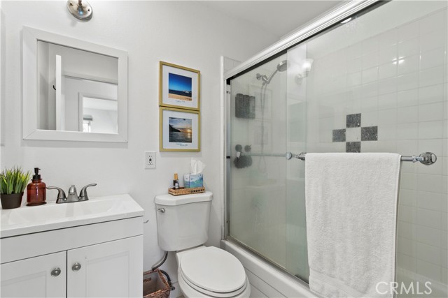 MLS #OC25256182 image #14