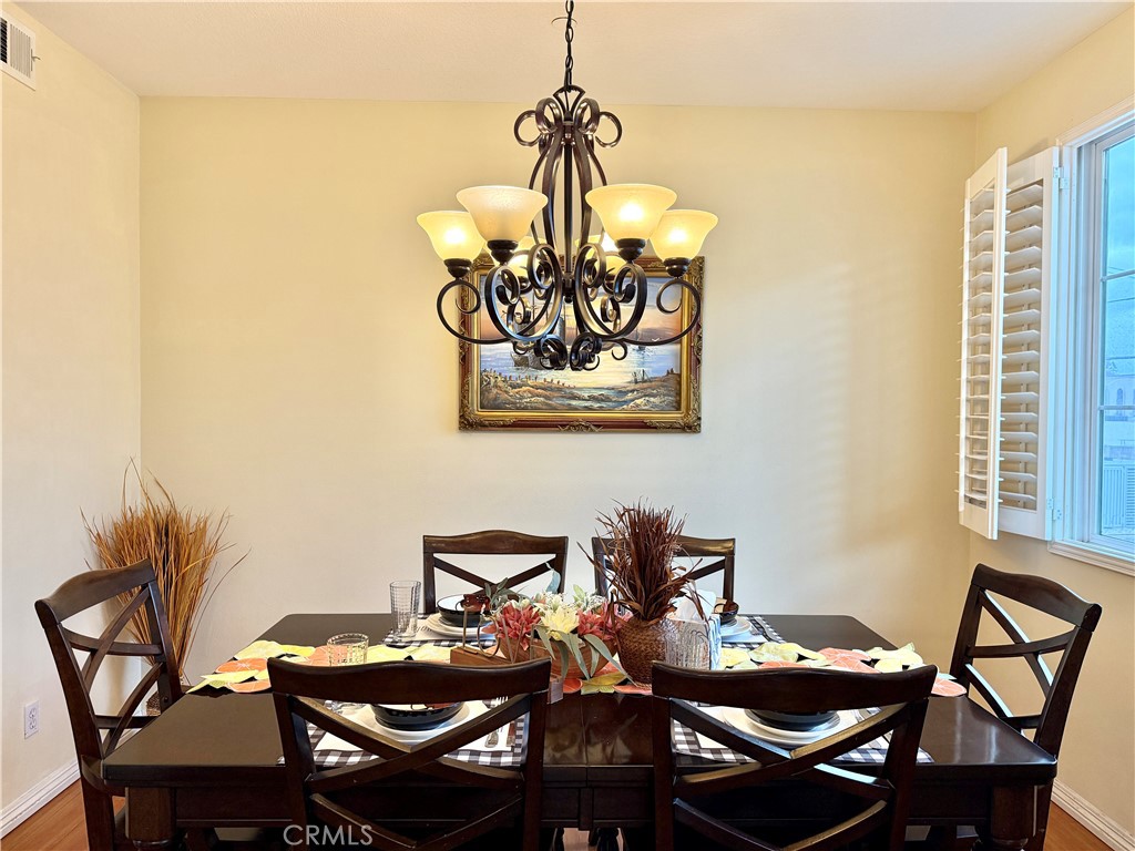 MLS #OC25256183 image #13