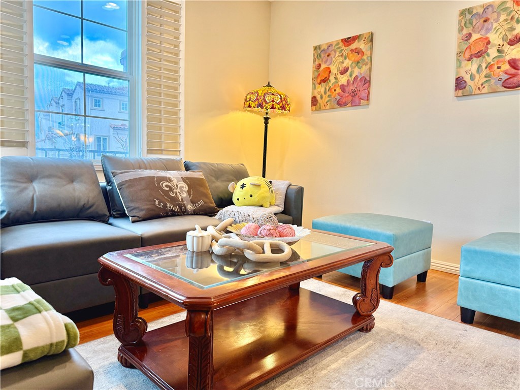 MLS #OC25256183 image #18