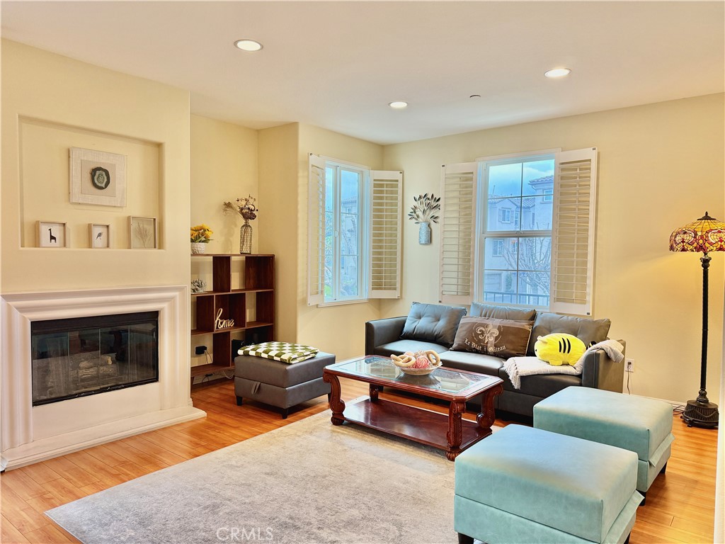 MLS #OC25256183 image #25