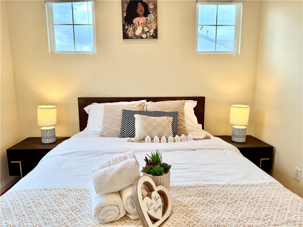 MLS #OC25256183 image #35