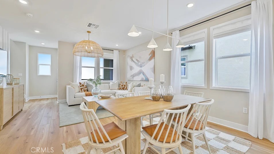 MLS #OC25256220 image #3