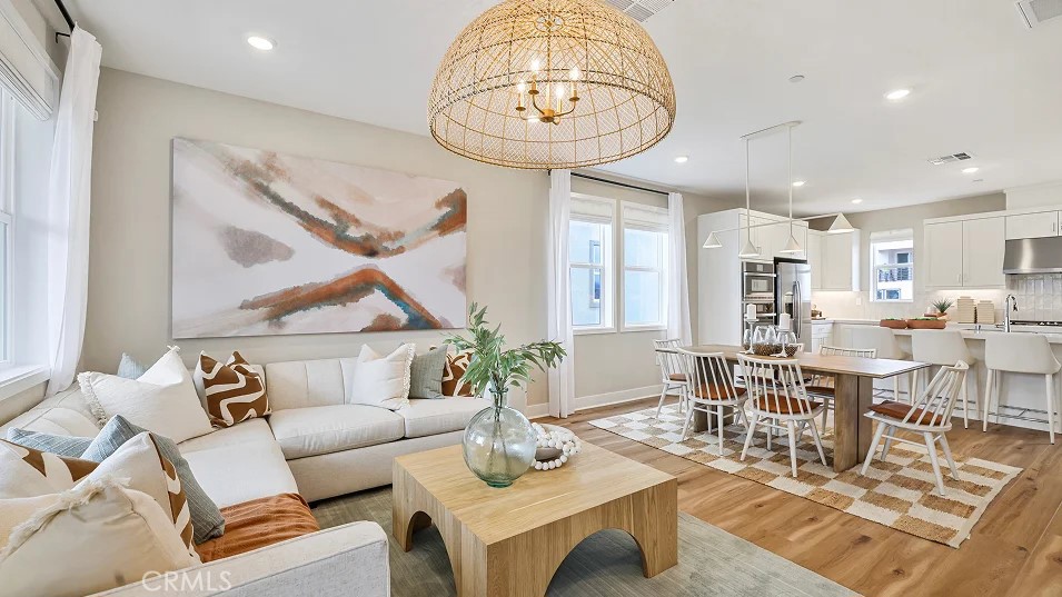 MLS #OC25256220 image #5