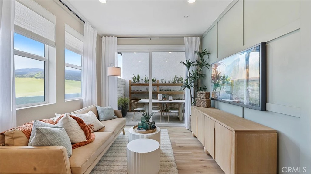 MLS #OC25256220 image #7