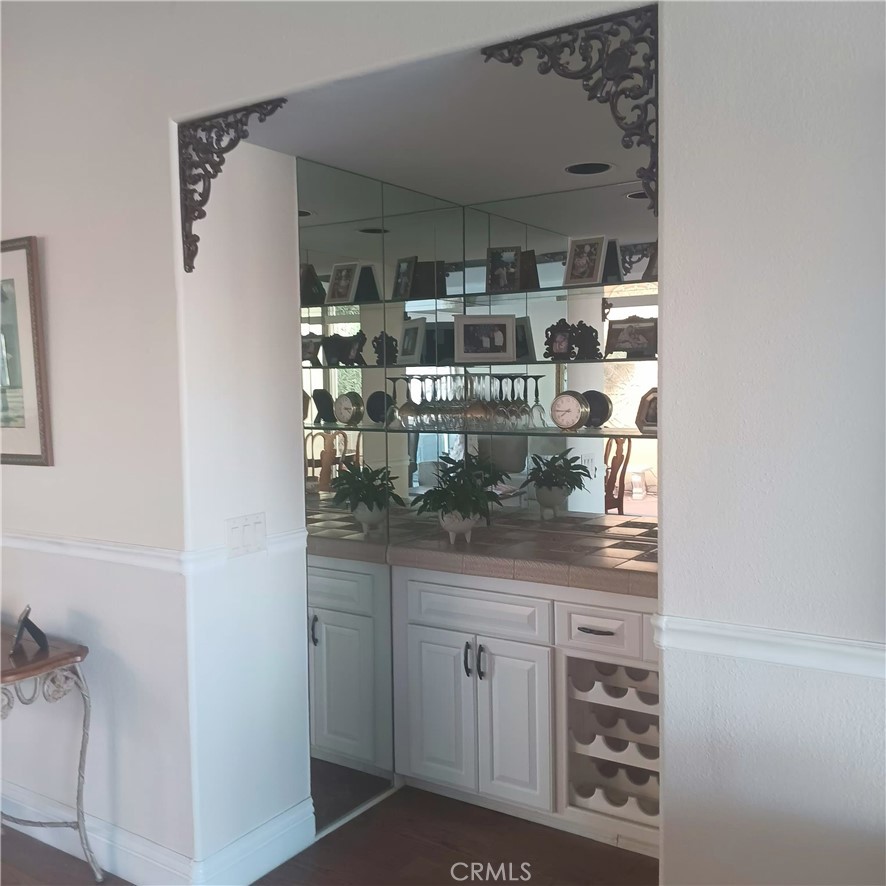 MLS #OC25256253 image #16