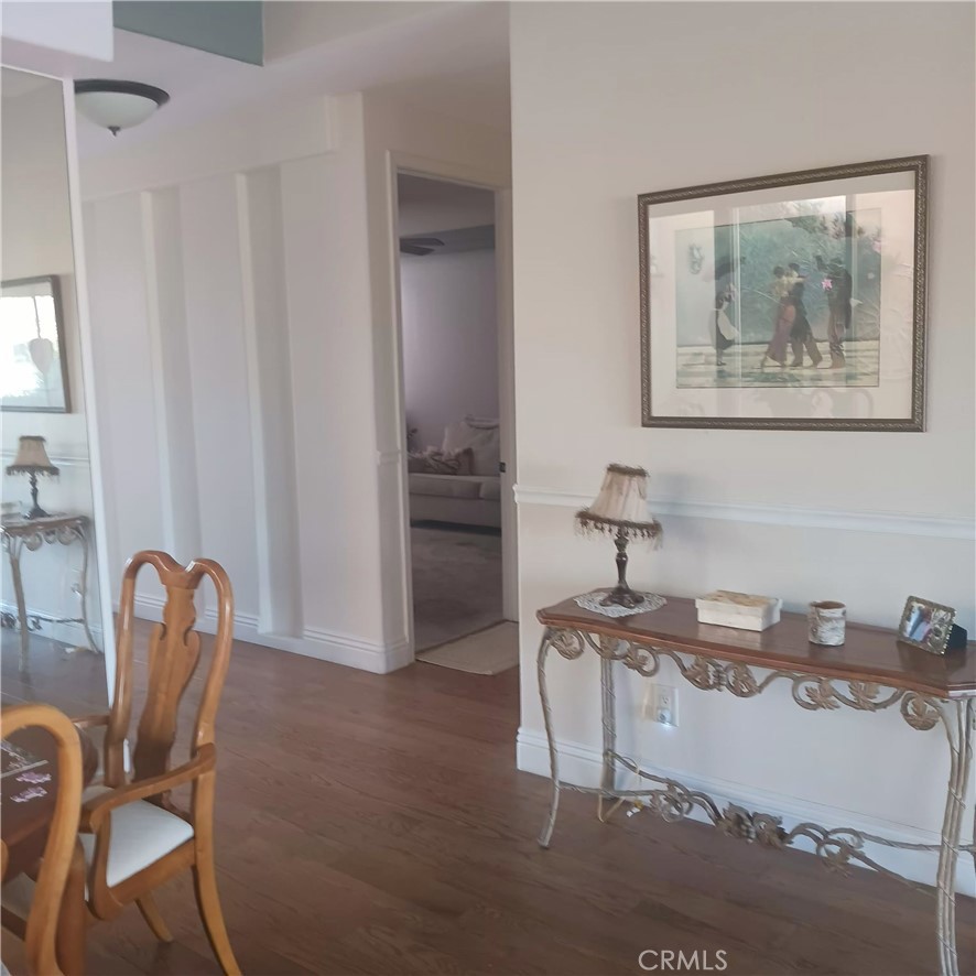 MLS #OC25256253 image #8