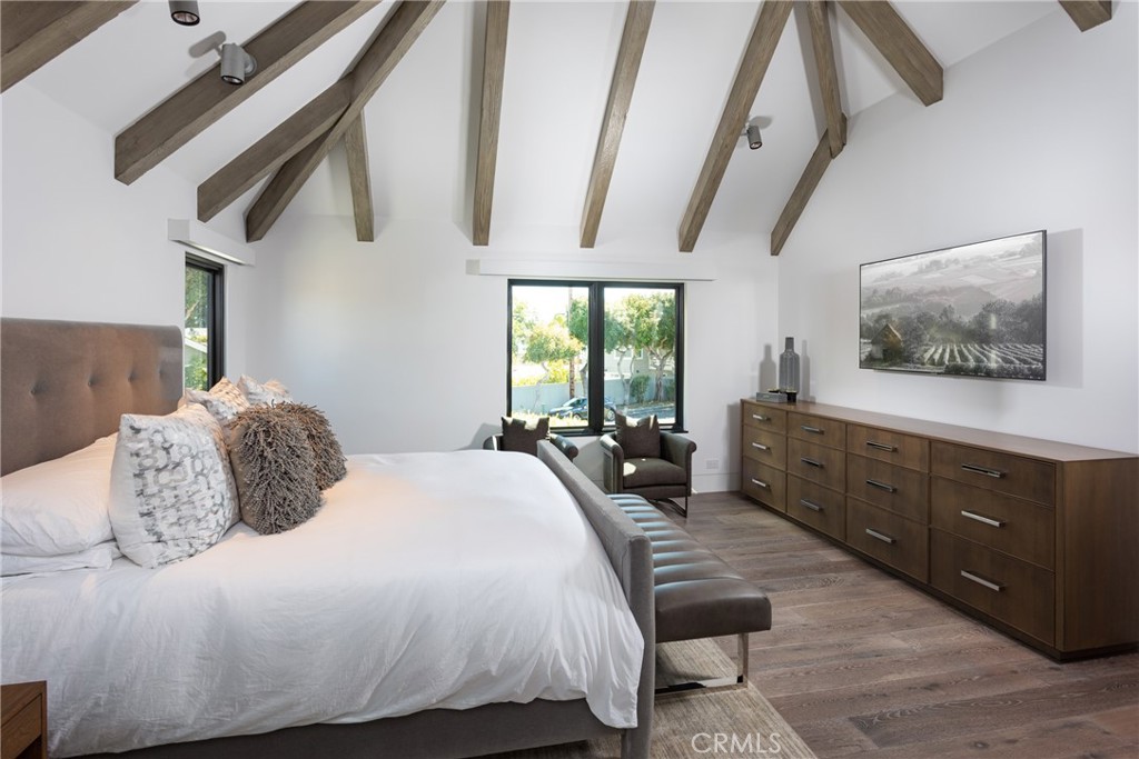 MLS #OC25256286 image #25