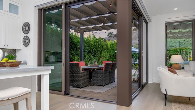 MLS #OC25256306 image #18