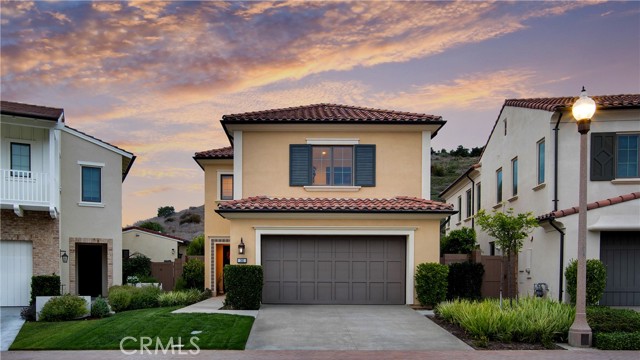 MLS #OC25256306 image #2