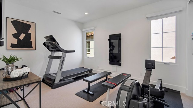 MLS #OC25256306 image #34