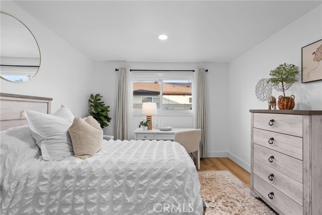 MLS #OC25256309 image #15