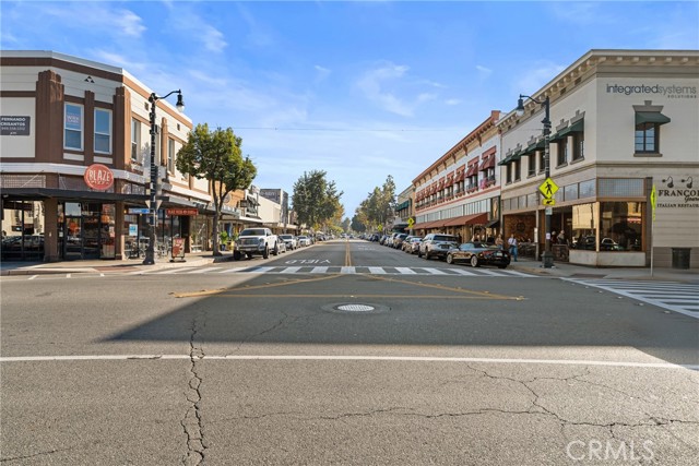 MLS #OC25256309 image #32