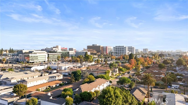 MLS #OC25256309 image #37