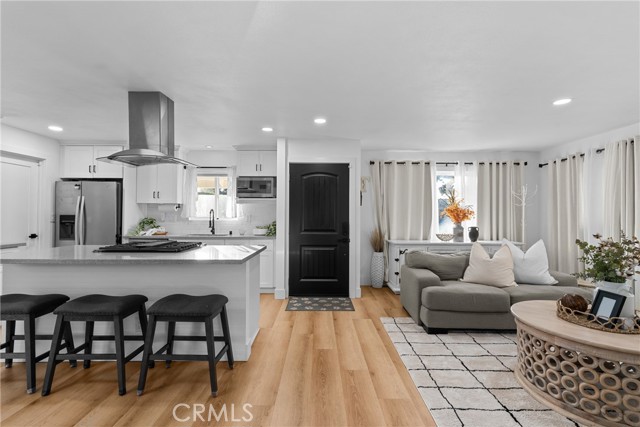 MLS #OC25256309 image #7