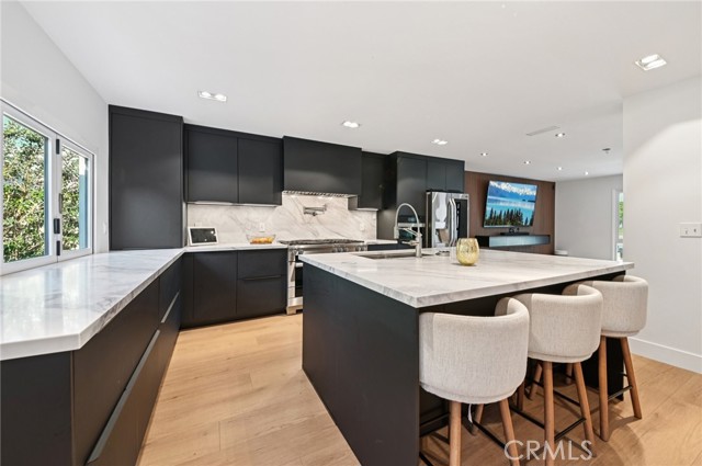 MLS #OC25256312 image #21