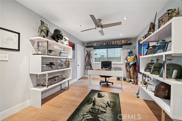 MLS #OC25256312 image #25