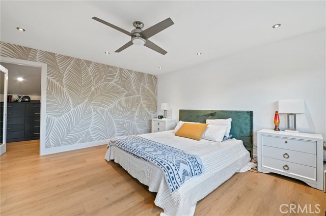 MLS #OC25256312 image #38