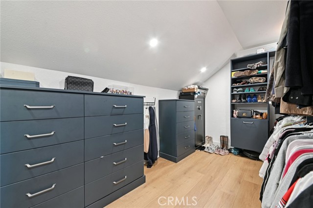 MLS #OC25256312 image #39