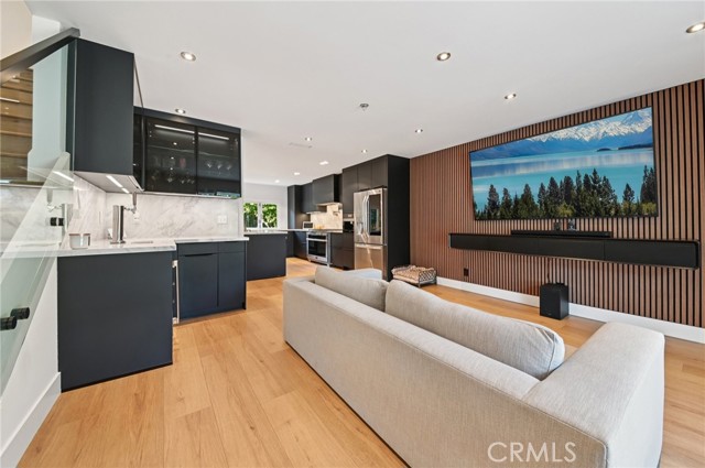 MLS #OC25256312 image #4