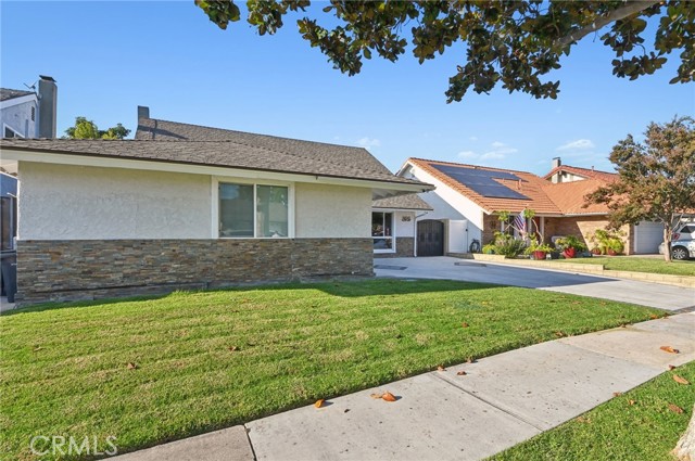 MLS #OC25256312 image #42