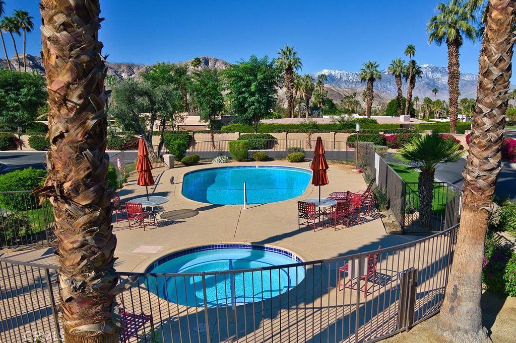 MLS #OC25256338 image #23