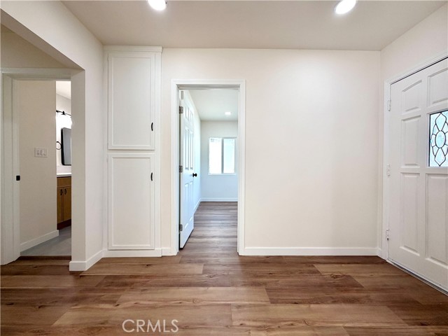 MLS #OC25256350 image #5